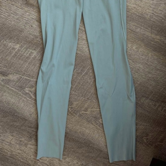 Lululemon Base Pace High Rise 28” - Picture 4 of 6